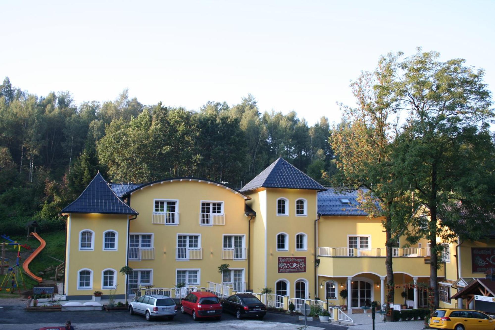 Gasthof&hotel Wolfsegger Hotel